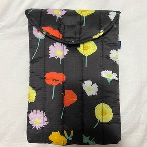 Baggu Puffy 16” Laptop Sleeve